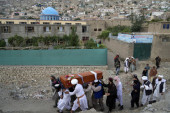 Eksplozija u džamiji u Kabulu: Najmanje 10 mrtvih, 27 ranjenih - među njima i deca (FOTO/VIDEO)