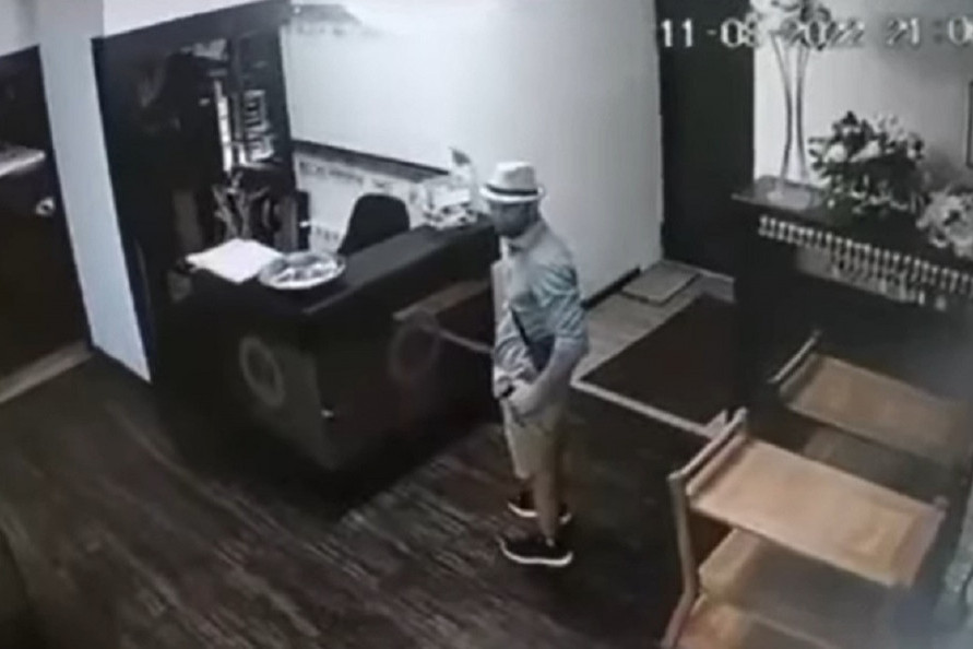 Sramna scena usred jednog beogradskog restorana! Muškarac ukrao kutiju sa novcem za lečenje bolesne dece (VIDEO)