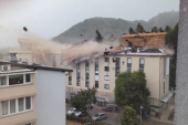Vetar napravio haos! Iščupao krovove sa 70 objekata, povređene dve osobe (FOTO/VIDEO)