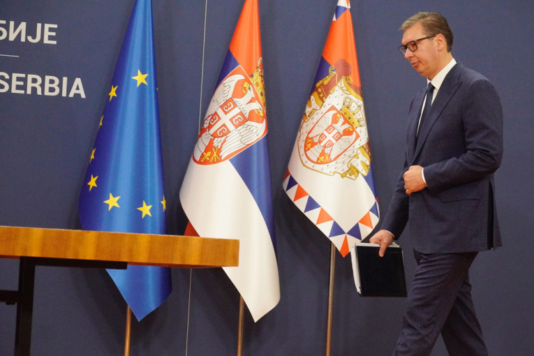 Vučić: Imamo podatke da su došli Čečeni i Čerkezi da ubijaju Srbe i vrbuju Albance za rat u Ukrajini!