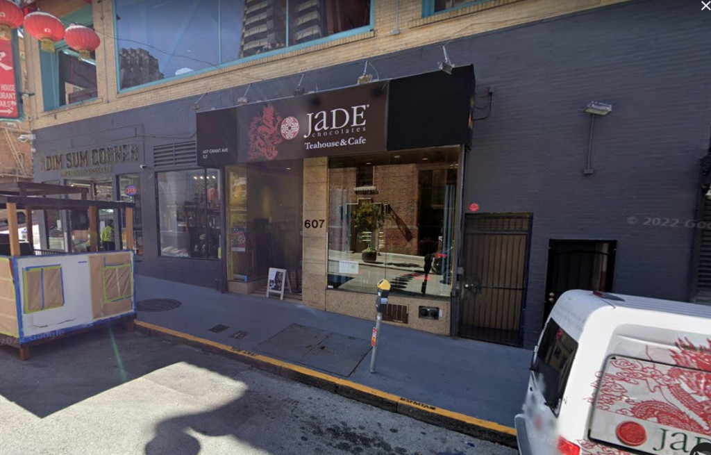 Kafić nudi zaposlenima da nauče kung-fu kako bi se odbranili od lopova!