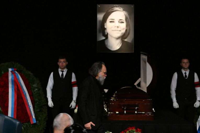 Dugin se oprostio od tragično stradale ćerke Darje: Otkrio i šta mu je poslednje rekla