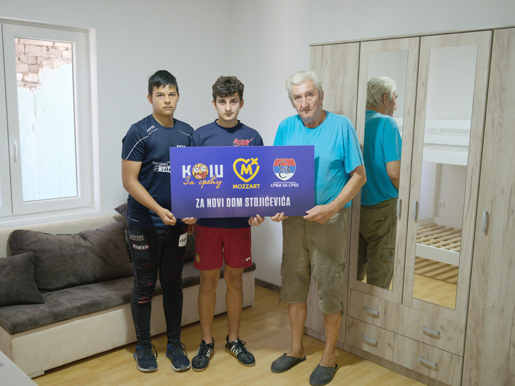 Ispunjeni snovi Stojićevića: Šestočlana porodica zahvaljujući kompaniji Mozzart dobila novi dom