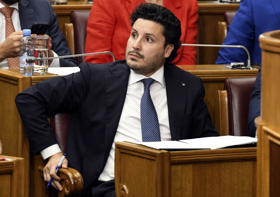 Nedelja usred srede: Borba za prava Srba na KiM, donosi se odluka o mandataru, pala Dritanova vlada