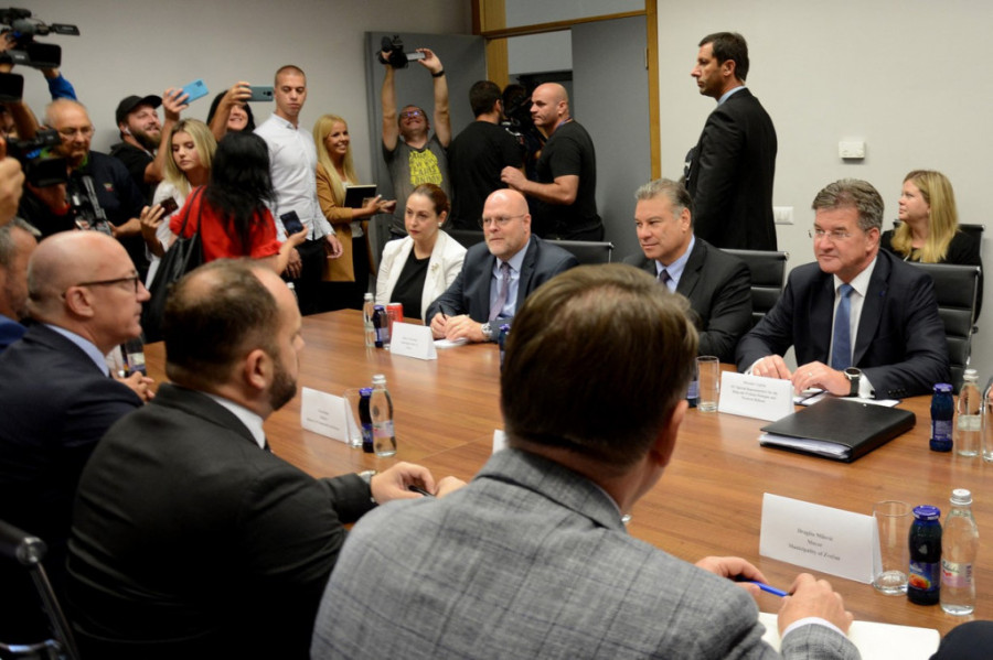 Lajčak posle sastanka sa Srbima sa KiM: Važan sastanak, razgovarano o svim važnim temama