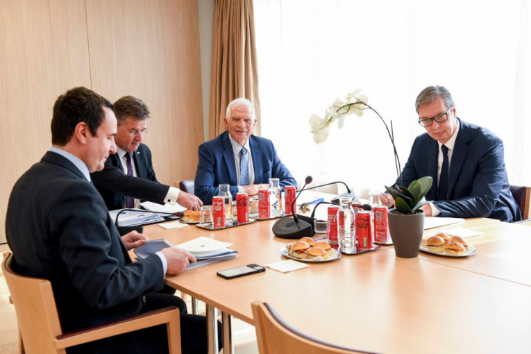 Zvanično potvrđeno: Vučić i Kurti 27. februara u Briselu na sastanku sa Boreljom i Lajčakom
