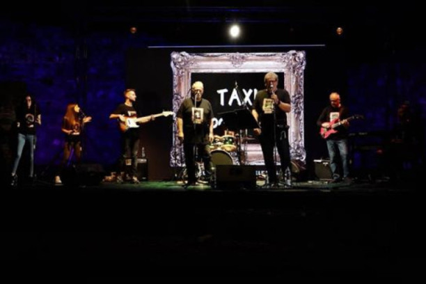 Svirkom benda Bode Ninkovića otvorena Gitarijada: Trodnevna rok fešta u Zaječaru (FOTO)