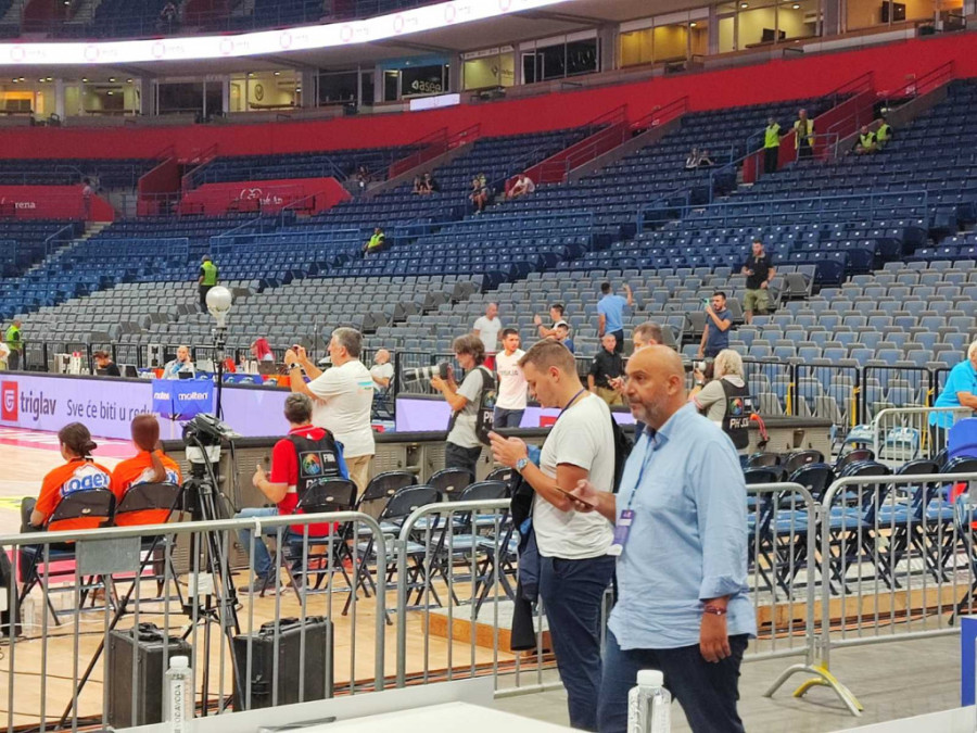 Jokić prvi na terenu, u Areni se sprema ludnica, iz KSS nam kažu: Ne pamtimo ovako nešto! (FOTO)