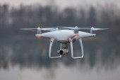 Incident na aerodromu u Varšavi: Neidentifikovani dron leteo 30 metara od aviona!