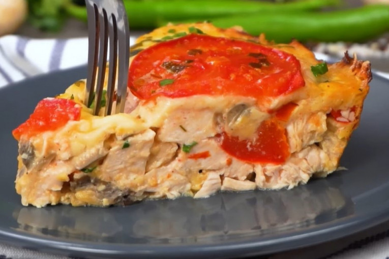 Recept dana: Piletina sa povrćem, posuta sirom - priprema je jednostavna, sastojci nisu skupi, a ručak je za celu porodicu (VIDEO)