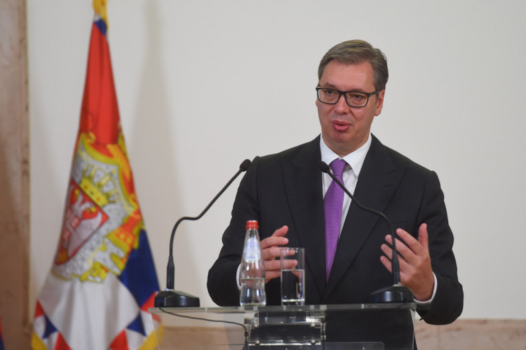 Vučić: Potreban novi blok pristojne i normalne Srbije - srpski blok