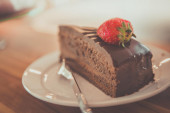 Recept dana: Čokoladna torta bez brašna - prelivena najfinijim kremom, a zahvaljujući jednom sastojku posebno ukusna