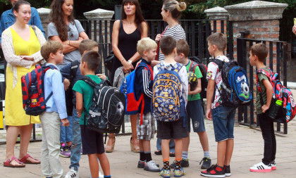 Sve spremno za početak školske godine: U klupe stiže 62.500 prvaka, besplatni udžbenici za 96.000 đaka
