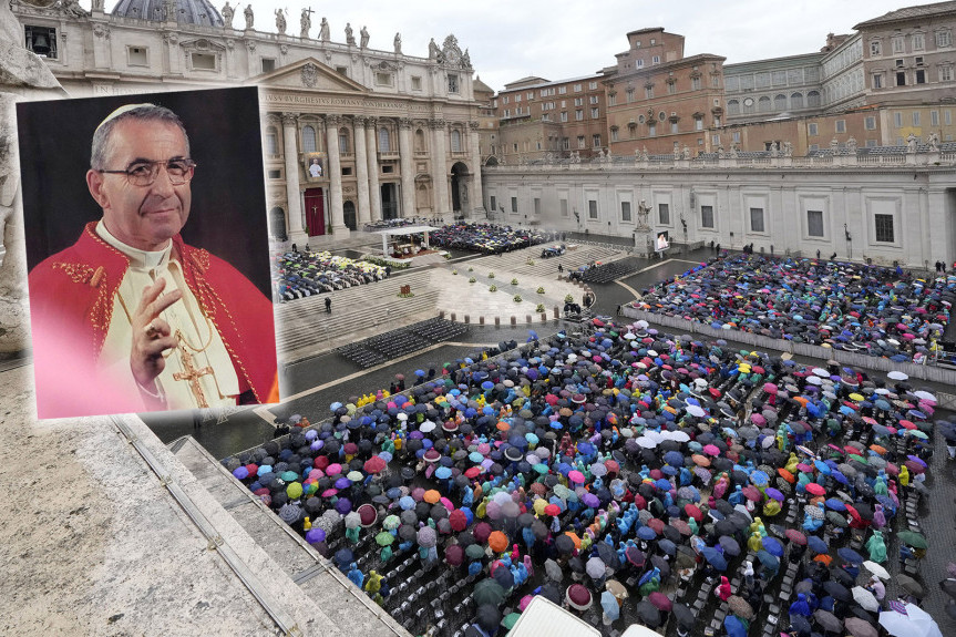 More ljudi u Vatikanu uprkos kiši i grmljavini: Papa Jovan Pavle I proglašen blaženim (FOTO)