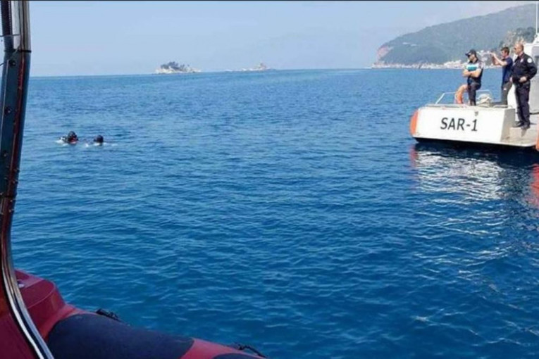 Tuga: Devojčica se utopila u bazenu, sahrana na njen četvrti rođendan