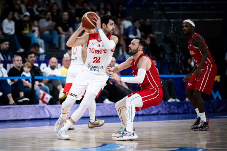 Sprema se veliki skandal na Eurobasketu? Turci prete povlačenjem sa EP: Korkamaz je pretučen, dajte nam sve snimke ili idemo kući!