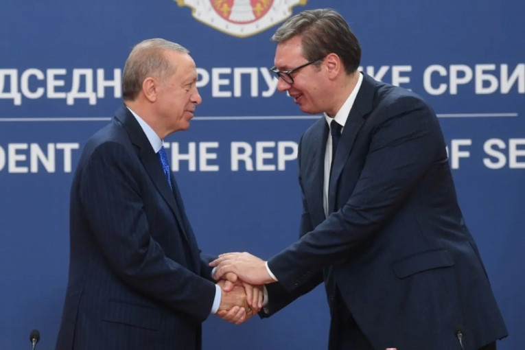 Vašoj ekselenciji želim sreću i dobro zdravlje, a prijateljskom narodu Srbije mir i blagostanje: Erdogan uputio čestitku Vučiću