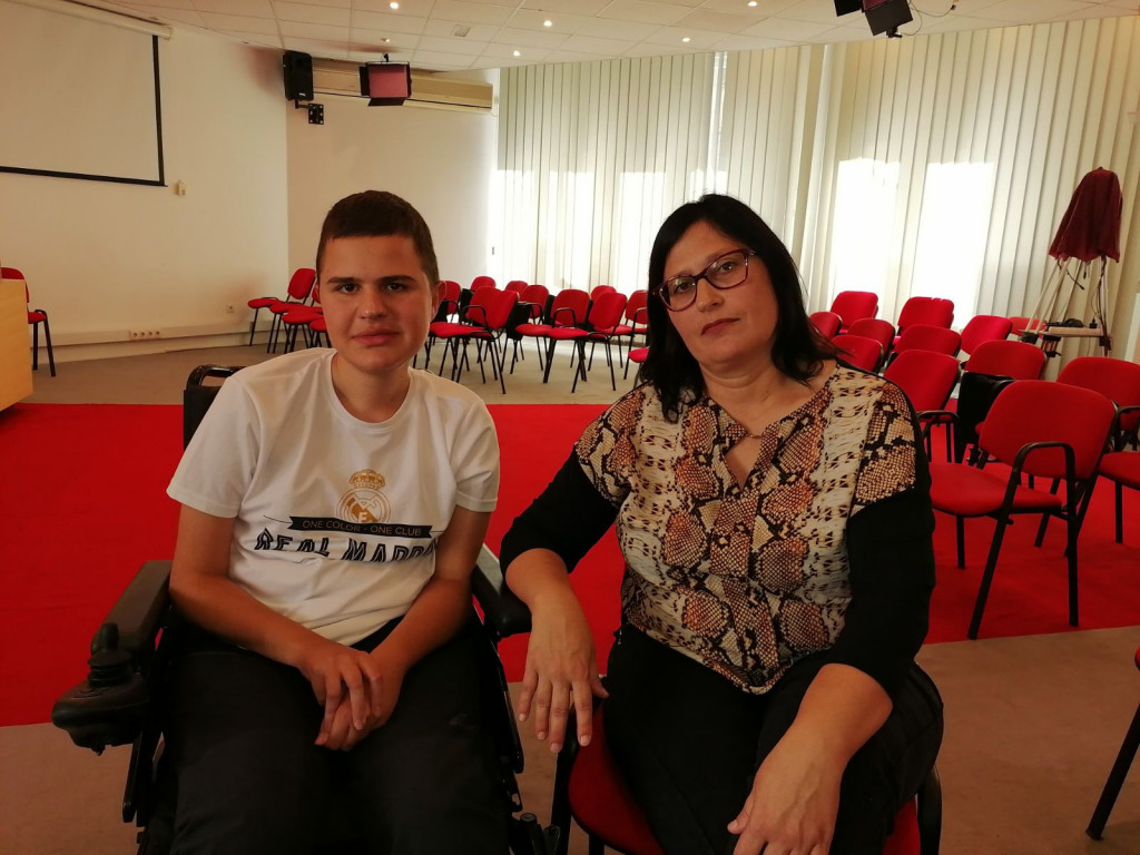 Vuk je kao mali prestao da hoda, a danas završava IT akademiju! I Ima tri velike želje: Želi da putuje, ide na utakmice i bude prvak sveta!