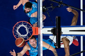 Sedmi dan Eurobasketa u slikama: Bosanci otišli kući, Dončiću se klanja svet! Slavlje, tuga i magični momenti sa parketa! (GALERIJA)