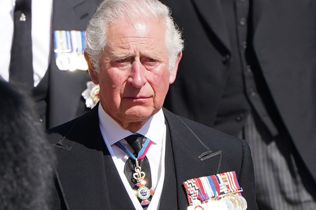 Oglasio se princ Čarls nakon smrti kraljice: Duboko žali cela naša porodica, njen gubitak će se osetiti