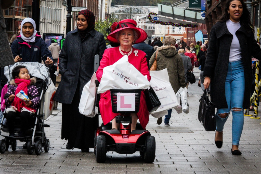 Sve o dvojnicama Elizabete II: Kada su probe protokola bile suviše naporne (FOTO)