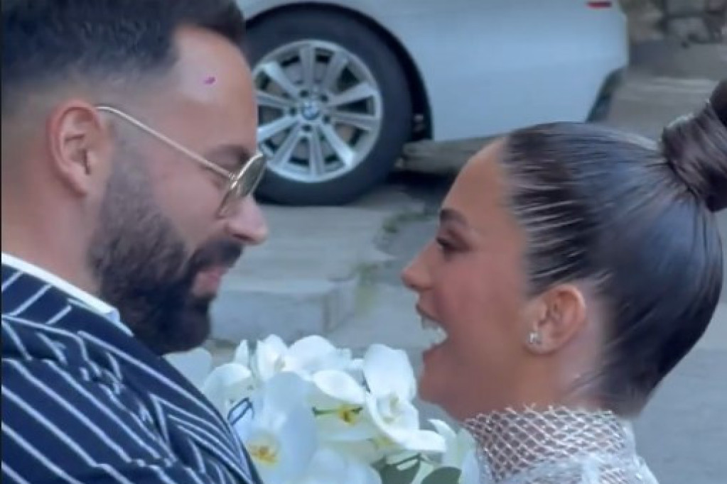Ženi se sin Sanje Ilića, isplivale prve fotografije s venčanja: Marija Mikić mu najveseliji svat, a tek da vidite kako izgleda!