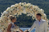 Građansko venčanje na obali mora! Saška i Đorđe Đoković izgovorili "da": Noletova ćerka bacala latice na mladu (FOTO/VIDEO)