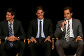 Novak i Rafa su sigurno ponosni! Federer u pismu otkrio sve, nije zaboravio ni najveće rivale!