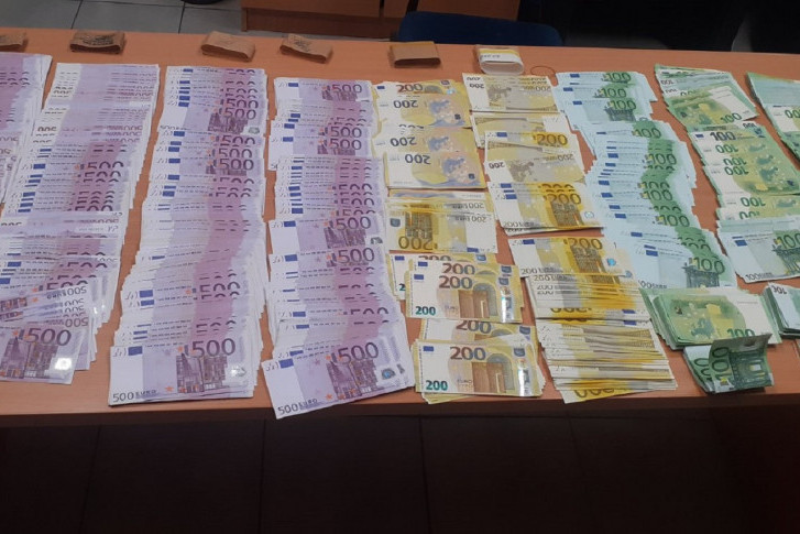 U Hrvatskoj se pojavili lažni evri: Građani oprez, prevaranti za plaćanje koriste filmske rekvizite