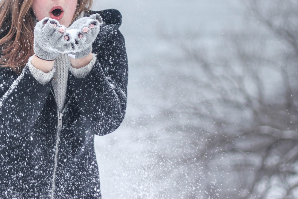Deca im se najviše raduju:  Kako nastaju bele pahulje snega