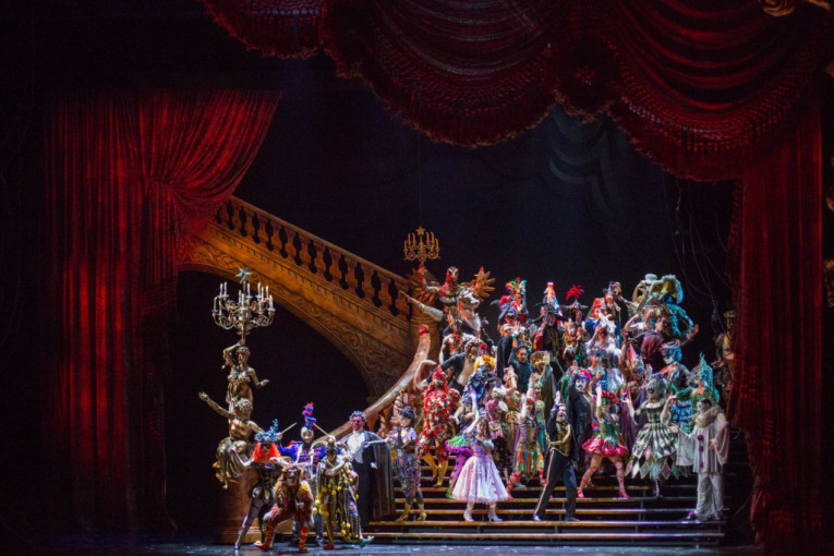 Najpoznatiji mjuzikl svih vremena "Fantom iz opere" premijerno pred srpskom publikom: Tragična ljubavna priča koja ostavlja bez daha (FOTO)