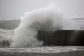 "Ariel" napravio haos u Grčkoj! Ouja oštetila helidrom i mrežu seoskih puteva, kuće i skladišta poplavljeni (FOTO)