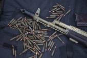 U kući pronađen arsenal oružja: Hapšenje u Petrovcu na Mlavi!