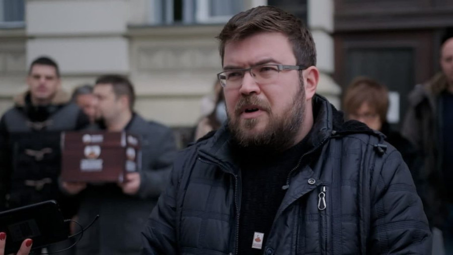 Šta se krije iza aktivnosti ekoloških aktivista: Briga o ekologiji samo paravan, cilj rušenje vlasti i sveopšta destabilizacija