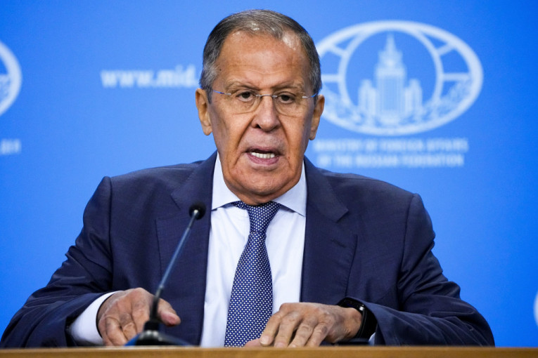 Lavrov: Zapad deluje na štetu sopstvenih interesa, neće lako vratiti svoj kredibilitet