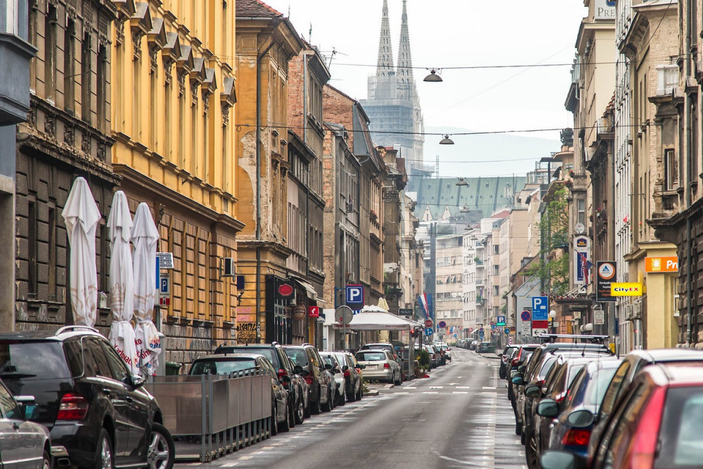 Kako sa beogradskim tablicama u Zagreb? Ovako: Poruka nasmejala region (FOTO)