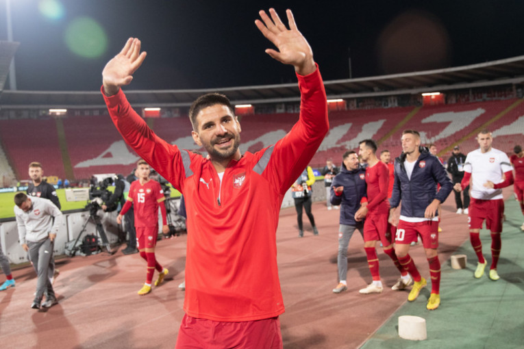 O, kako dobra vest za Srbiju: Mitrović se vratio treninzima!
