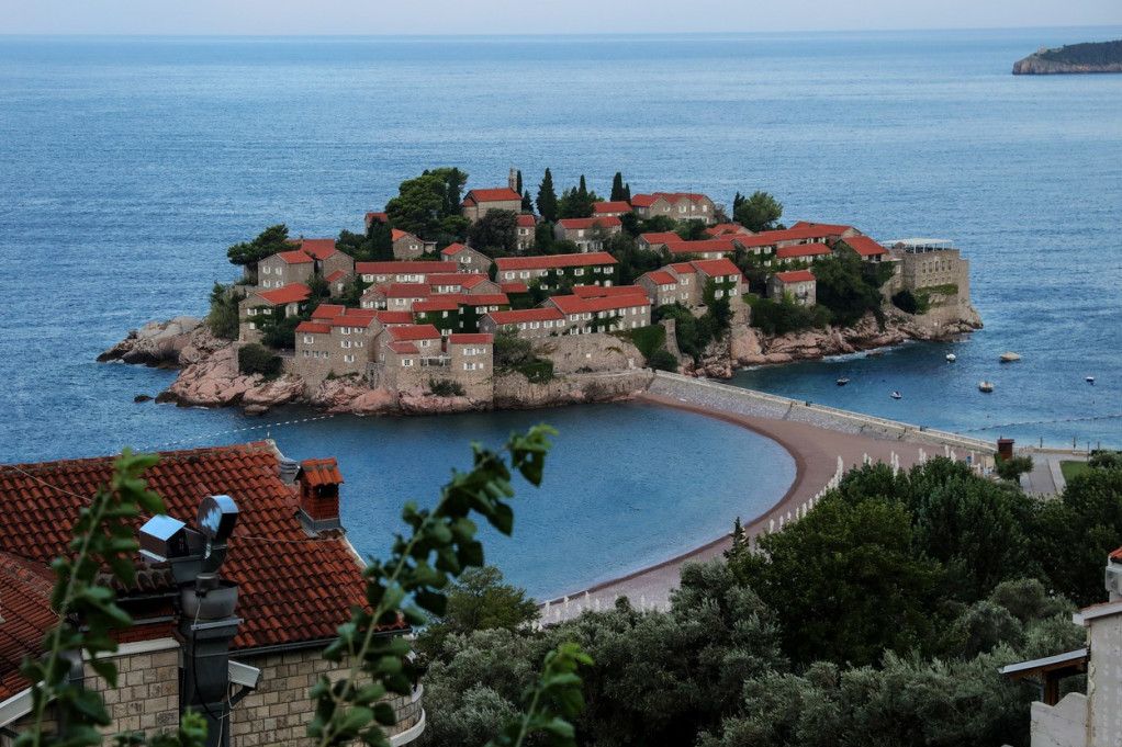 Luksuz se vraća na Jadran: Sveti Stefan i Vila Miločer otvaraju vrata nakon duže pauze!