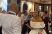 Lud provod na svadbi Mihajla Šaulića: Bekuta zapevala i podigla sve na noge, Anastasija se sa njim veseli (FOTO)