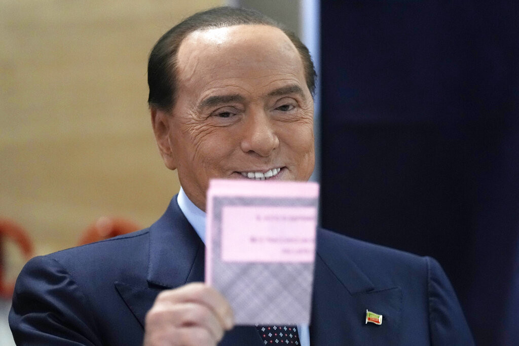 Kijev preti uništavanjem brane Kahovske hidroelektrane, građani se evakuišu na levu stranu Dnjepra