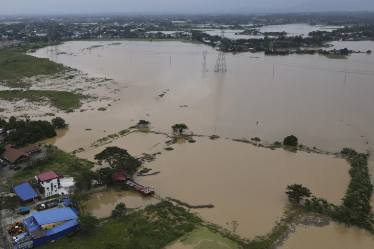 Tajfun "Nora" teroriše Aziju: Još jedna zemlja naredila hitnu evakuaciju stanovništva!