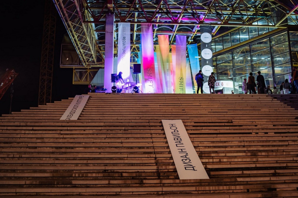 Šta nas sve čeka u poslednjoj nedelji Kaleidoskopa kulture: Gigantsko "Dvostruko srce" i velika imena svetske dizajn scene