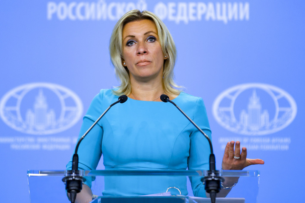 Zaharova oštro: "Rusija je otvorena za diplomatiju, Vašington komplikuje situaciju!"