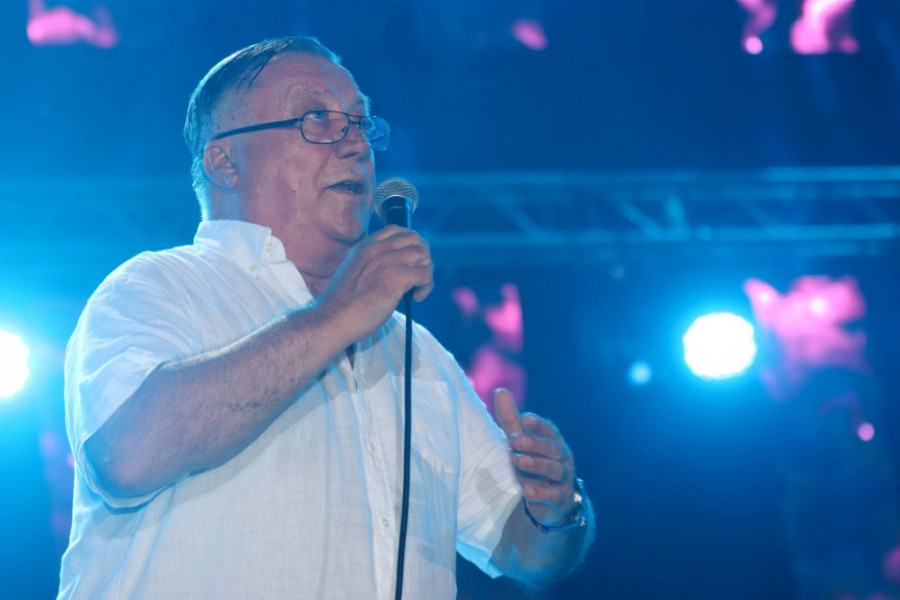 Halid Bešlić se borio za život: Posle saobraćajne nezgode su ga stavili u veštačku komu, posledice su ostale