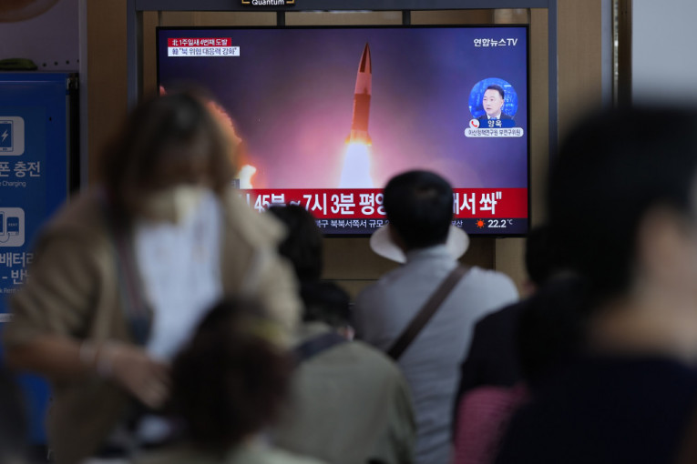 Panika na istočnoj obali: Severna Koreja ispalila još dve balističke rakete!