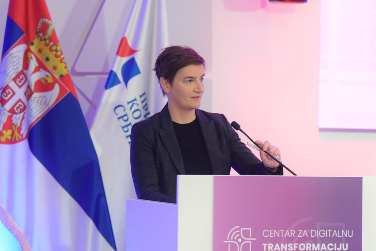 Brnabić sa novim direktorom Nemačke privredne komore: Polovina preduzeća planira uvećanje investicija u Srbiji