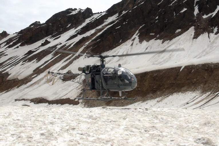 Lavina se obrušila na 21 planinara na Himalajima, ima žrtava
