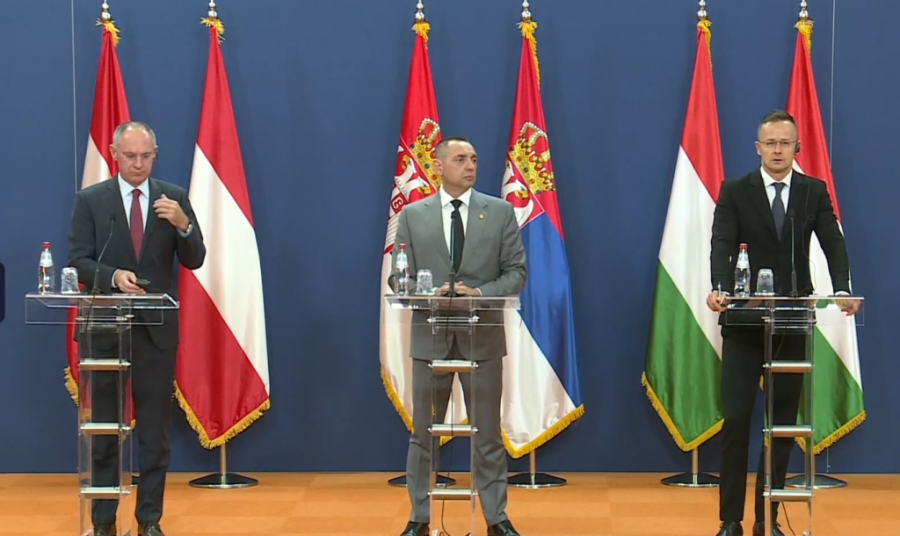 Nedelja usred srede: Bin Zajed u Beogradu, sankcijama protiv Rusije pogađaju i Srbiju, asfalt do Sopoćana i vuneni prsluk za Vučića