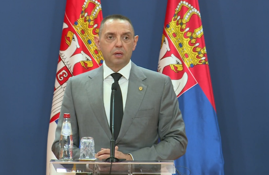 Ovo više nije humanitarna kriza: Vulin nakon ministarskog sastanka upozorio da je pritisak na naše granice ogroman