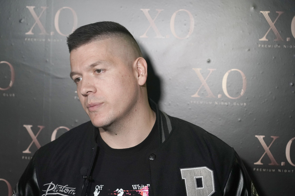 „Zaslužio si da te blate, ja nisam!" Kija potkačila bivšeg muža naočigled svih: Poruke zapalile društvene mreže! (FOTO)